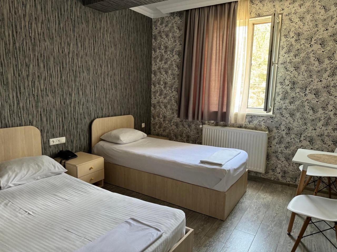 Hotel Skib Tbilisi ภายนอก รูปภาพ